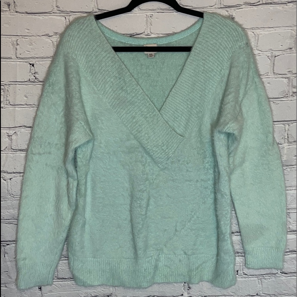 🤩Fuzzy Sweater
